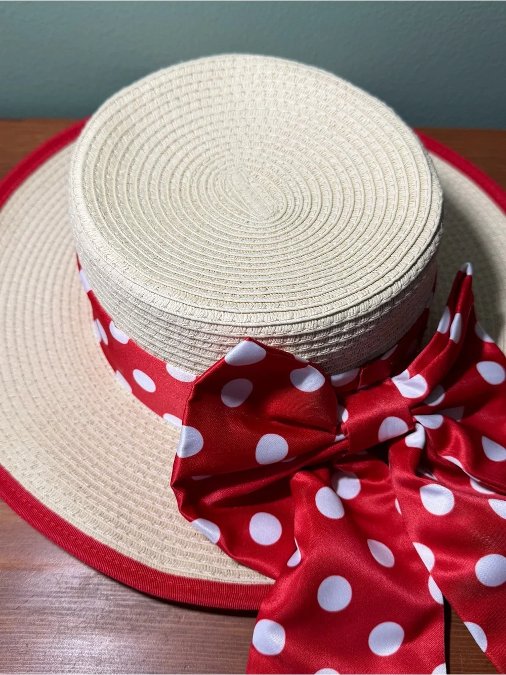 Disneyland Minnie Mouse Straw Sun Hat with Red Polka Dot Bow Disney